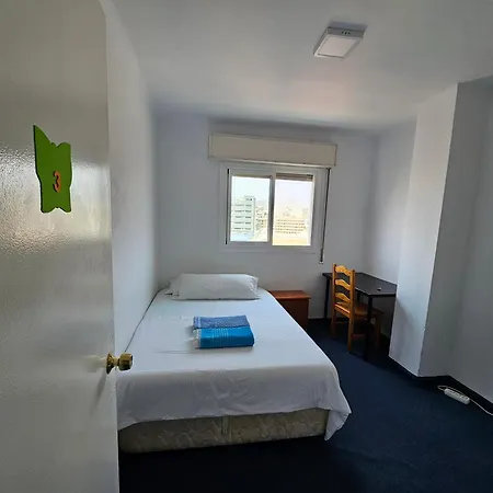 Privada Centro Cerca Tren Maria Zambrano Y Playa Muy Buena Conexion Wifi 말라가